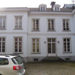 Façade avant existante